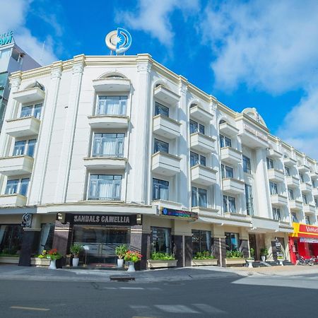 Sandals Camellia Hotel Dalat Bagian luar foto
